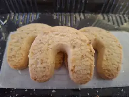 Orange rolls with almonds and orange flavor 225 g